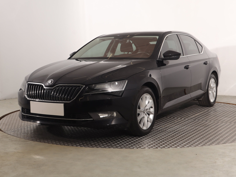 Škoda Superb, 2017