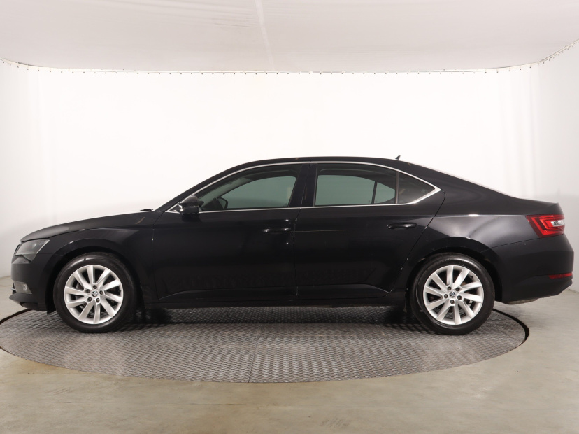 Škoda Superb, 2017