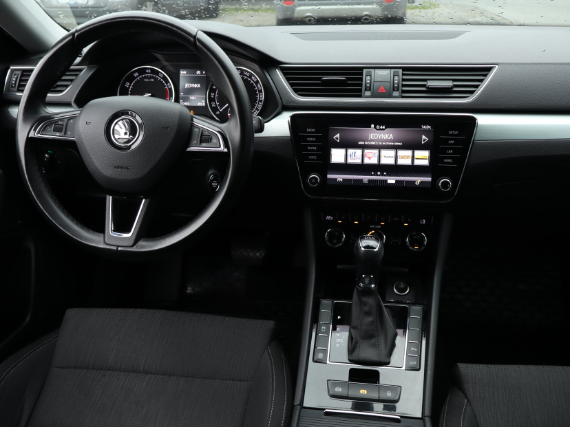 Škoda Superb, 2017