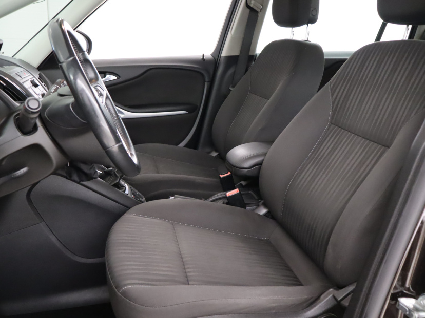 Opel Zafira, 2012