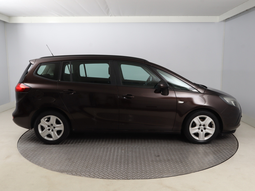 Opel Zafira, 2012