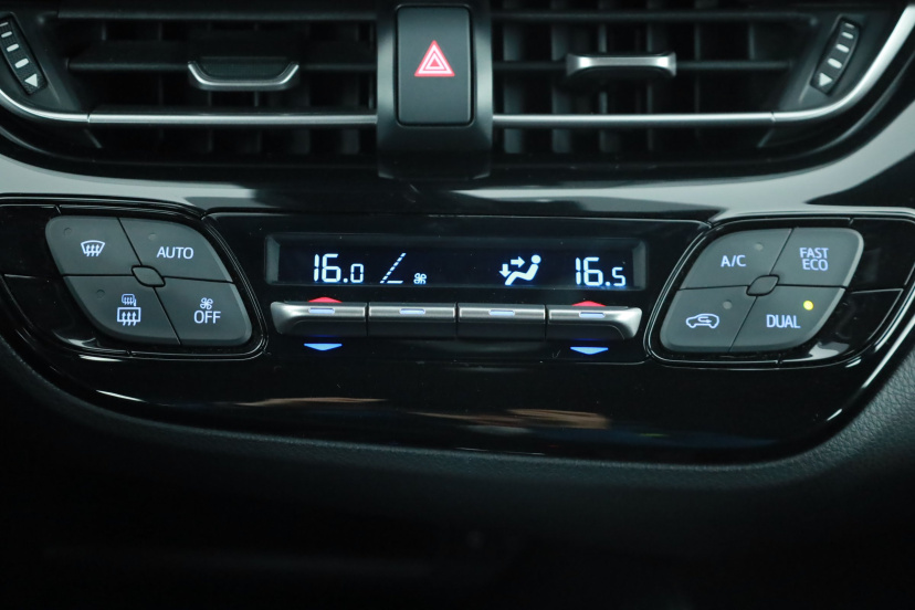 Toyota C-HR, 2017