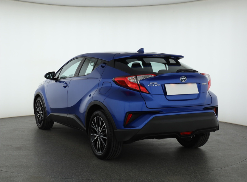 Toyota C-HR, 2017