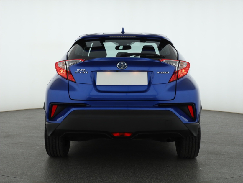 Toyota C-HR, 2017