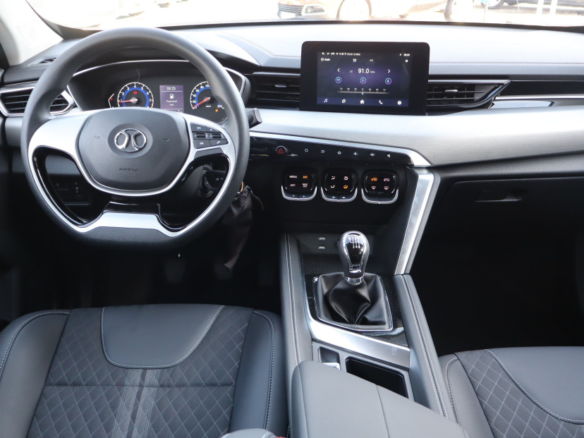 BAIC X35, 2024