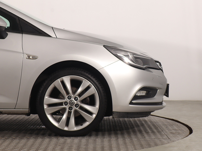 Opel Astra, 2018