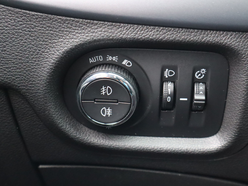 Opel Astra, 2018
