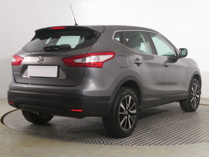 Nissan Qashqai, 2015