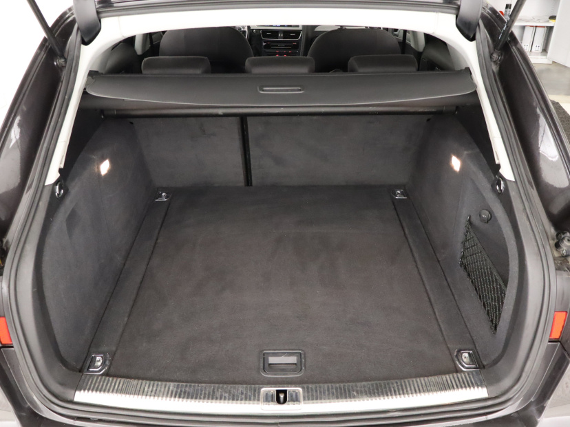 Audi A4, 2014