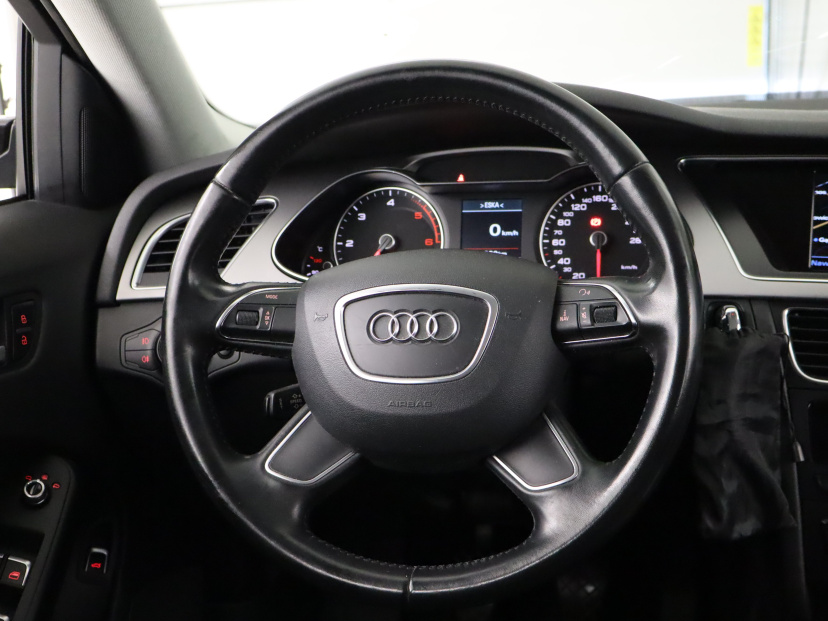 Audi A4, 2014
