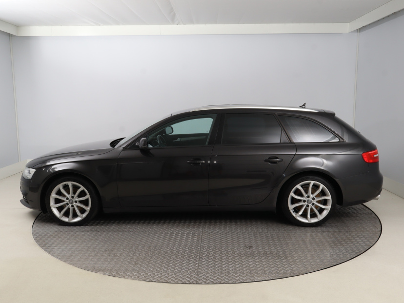 Audi A4, 2014