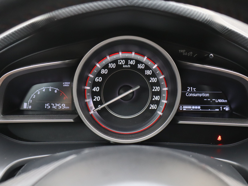 Mazda 3, 2015