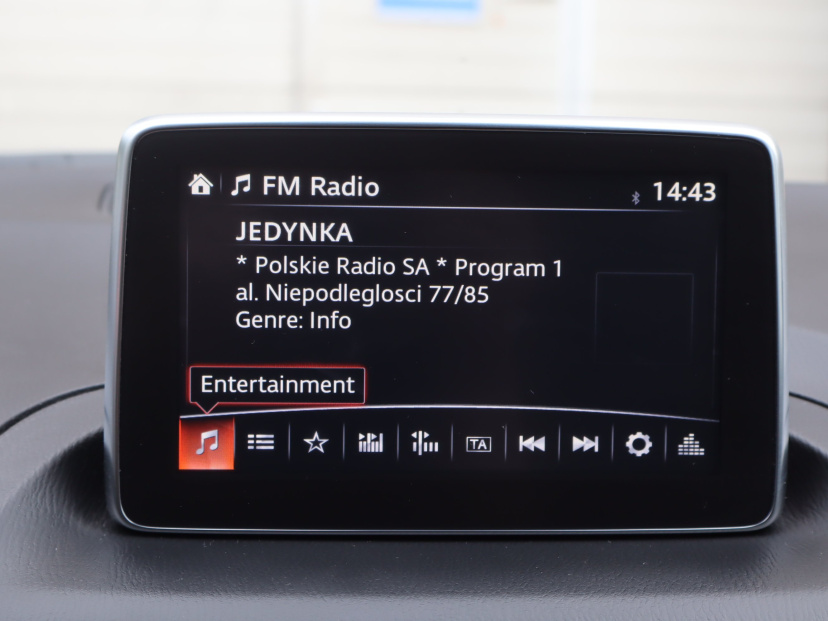 Mazda 3, 2015