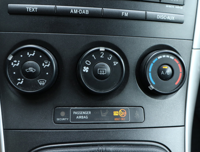Toyota Auris, 2011