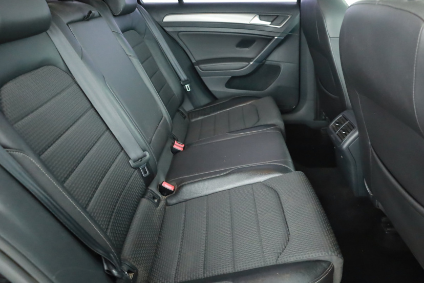 Volkswagen Golf, 2013