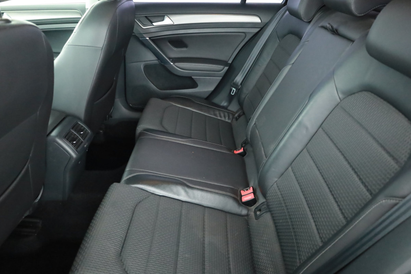 Volkswagen Golf, 2013