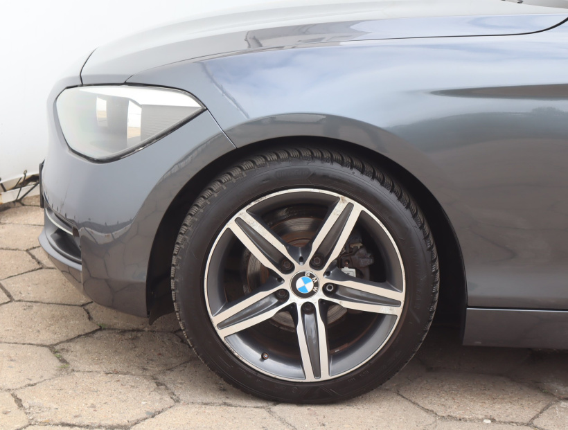 BMW 1, 2013