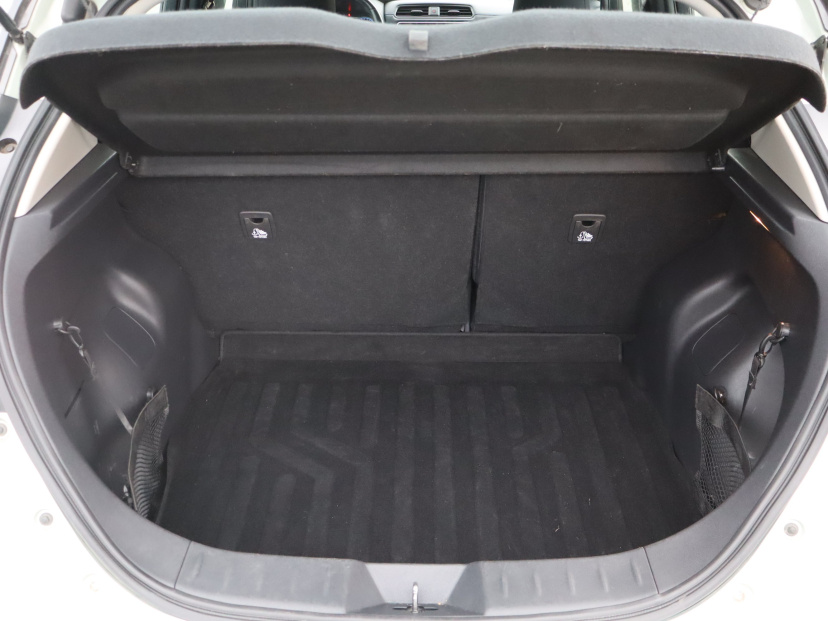 Nissan Leaf, 2019