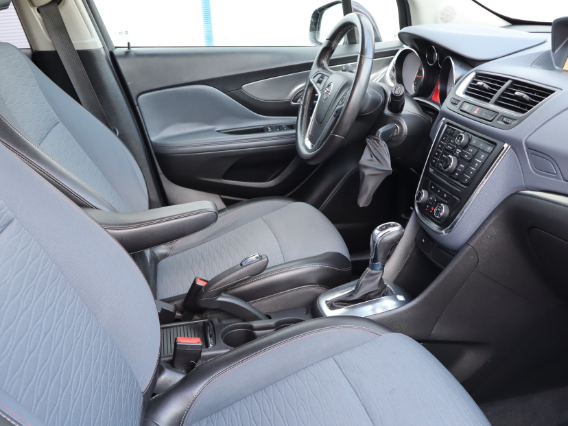 Opel Mokka, 2015