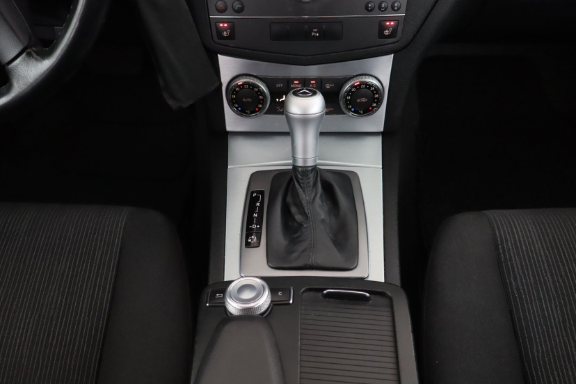 Mercedes-Benz C, 2009