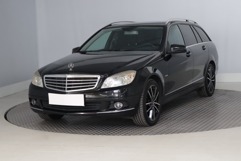 Mercedes-Benz C, 2009