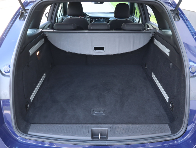 Opel Astra, 2017
