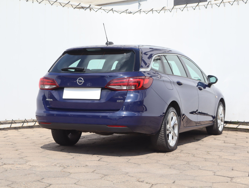 Opel Astra, 2017