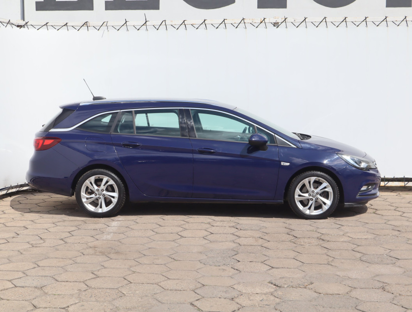 Opel Astra, 2017