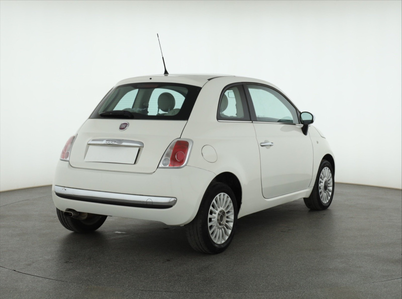 Fiat 500, 2011