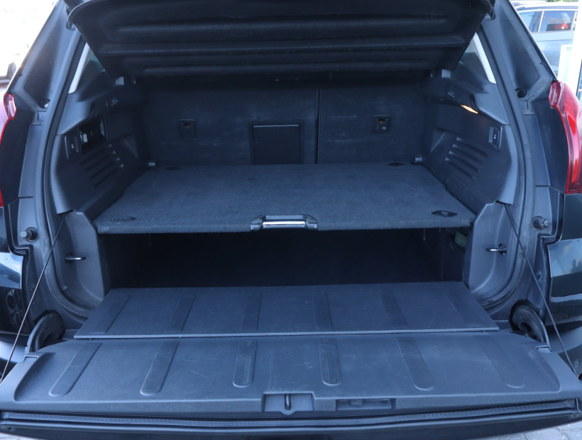 Peugeot 3008, 2015
