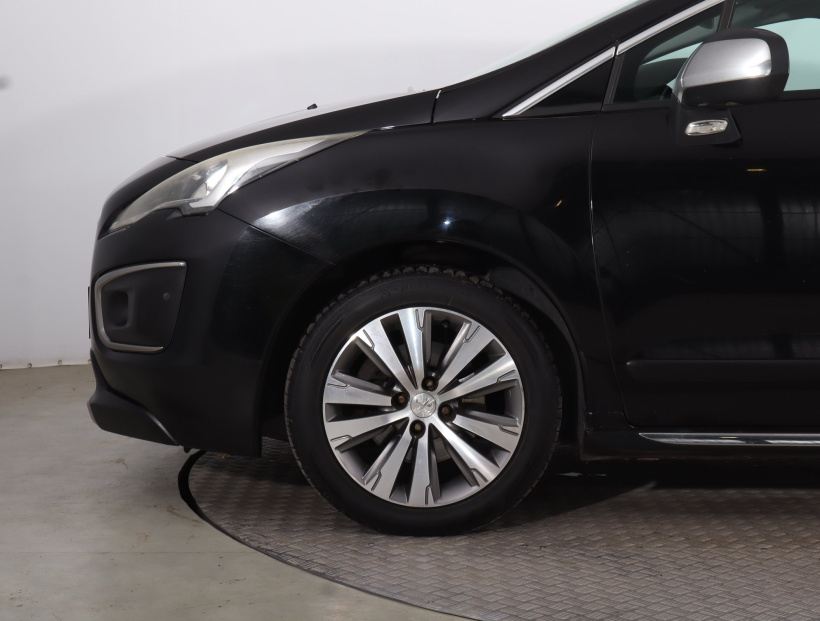 Peugeot 3008, 2015