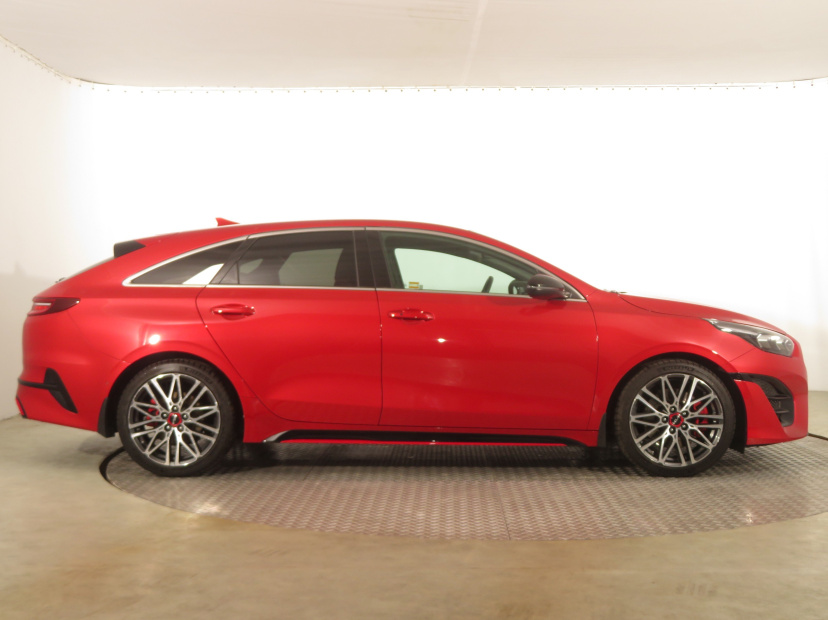 Kia ProCeed, 2023