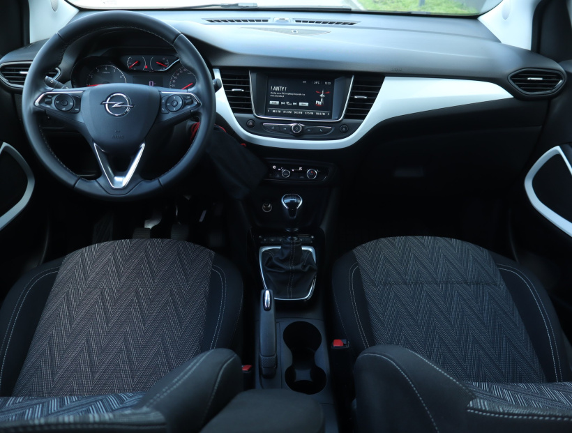 Opel Crossland, 2020
