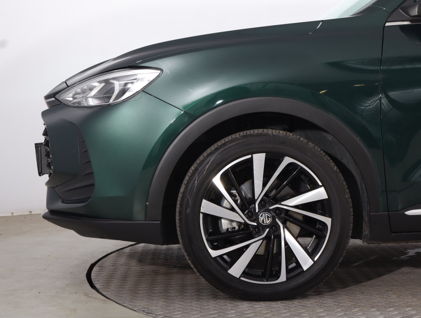 MG ZS SUV, 2025