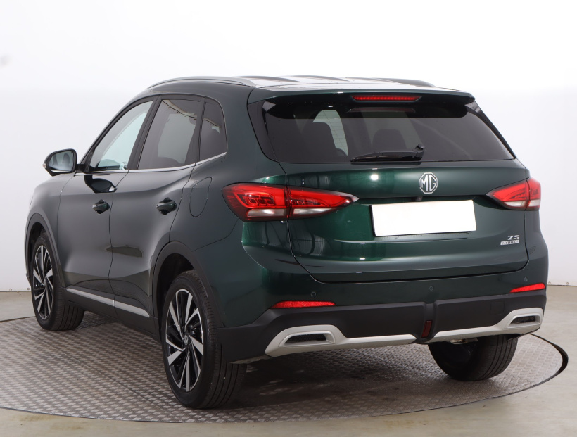 MG ZS SUV, 2025