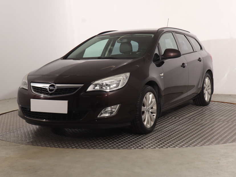 Opel Astra, 2012