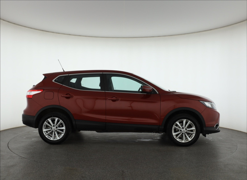Nissan Qashqai, 2016