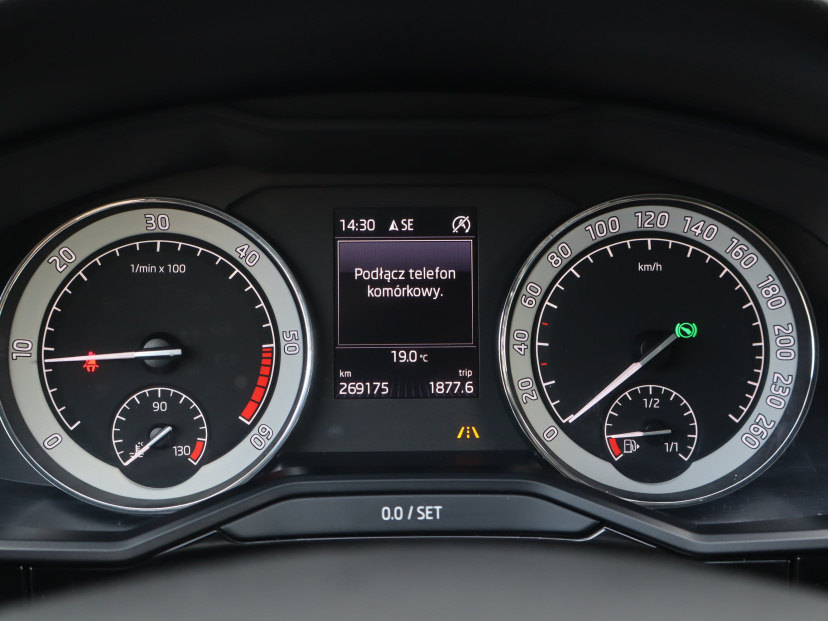 Škoda Superb, 2015
