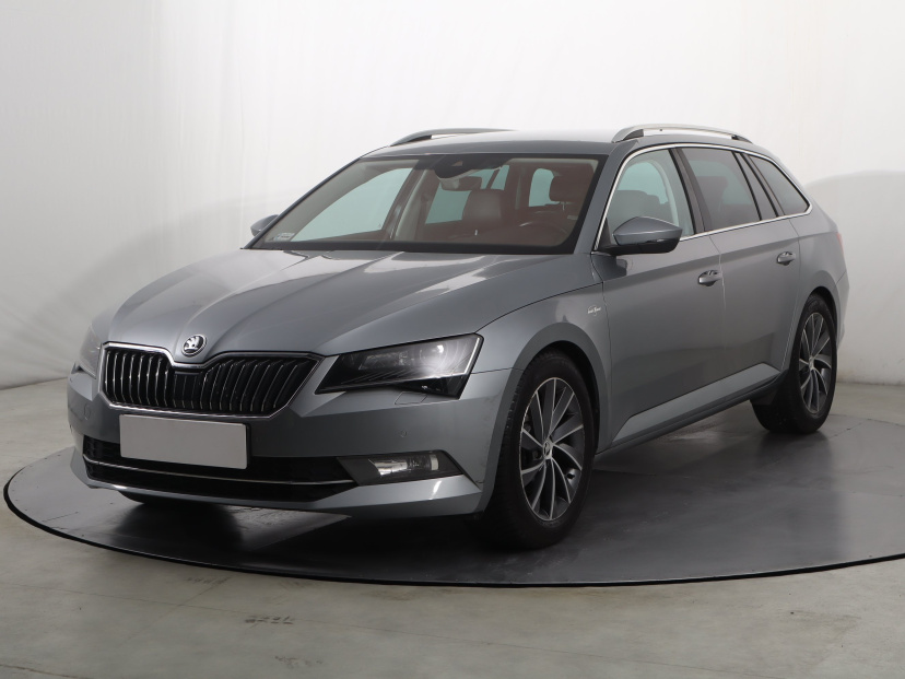 Škoda Superb, 2015