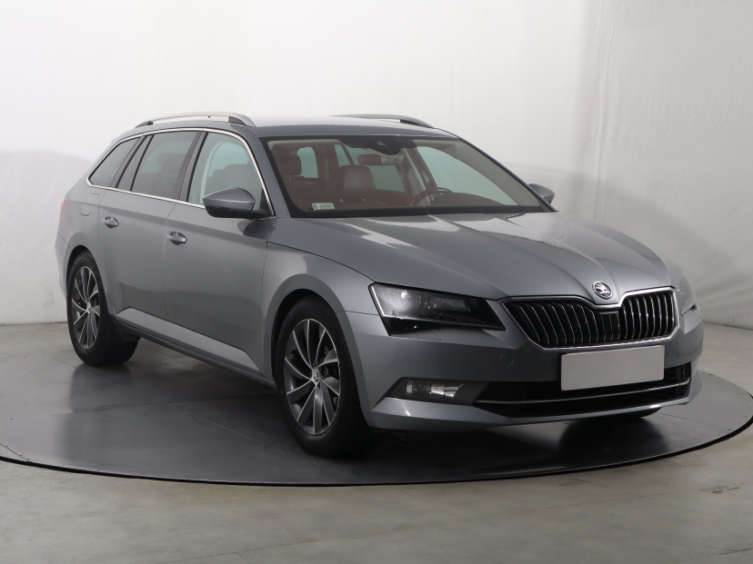 Škoda Superb, 2015