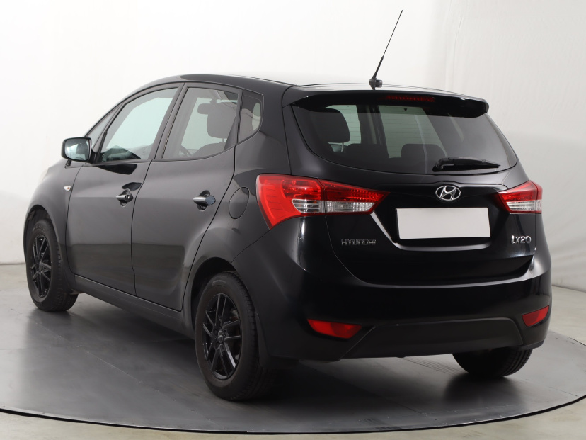Hyundai ix20, 2011