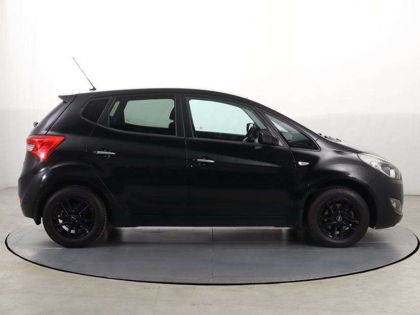 Hyundai ix20, 2011