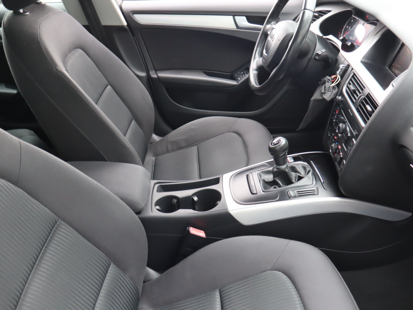 Audi A4, 2010