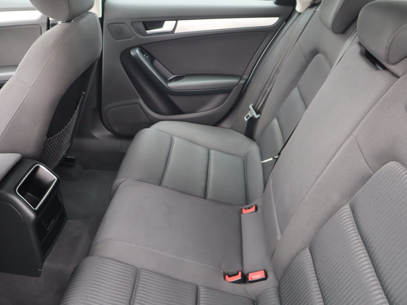 Audi A4, 2010