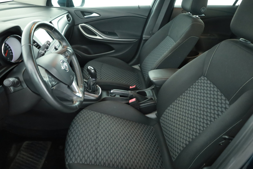 Opel Astra, 2018