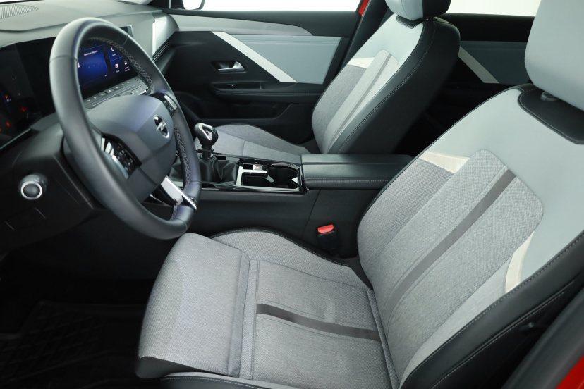 Opel Astra, 2023