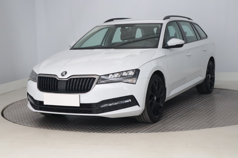 Škoda Superb, 2021