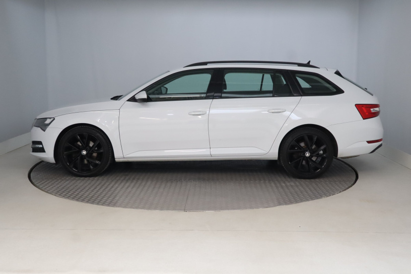 Škoda Superb, 2021