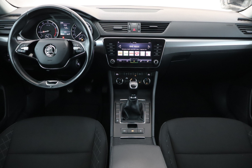 Škoda Superb, 2021