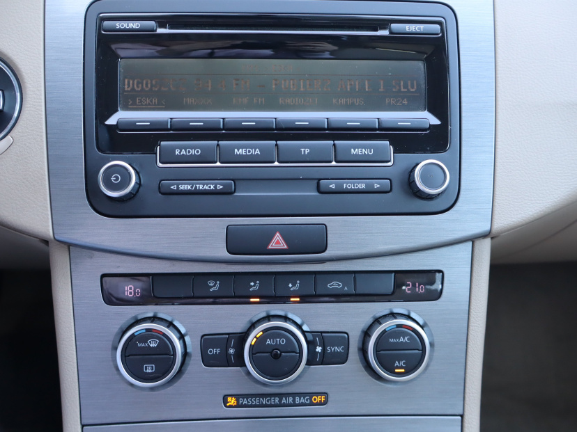 Volkswagen Passat, 2014